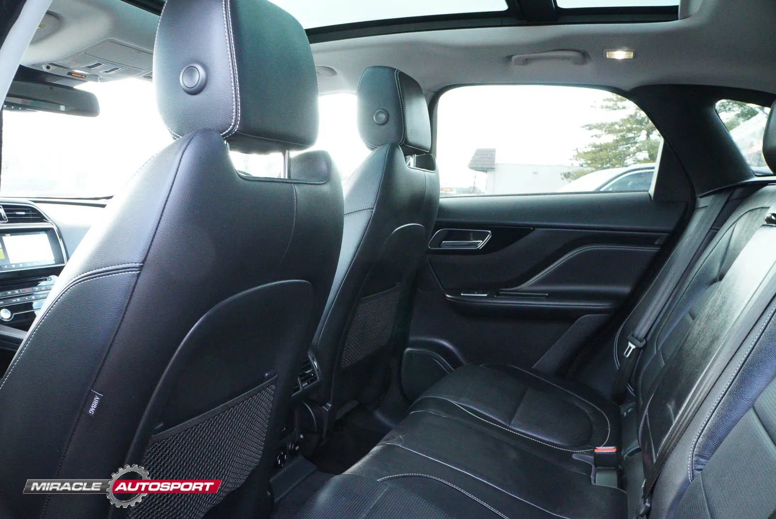 Used 2017 Jaguar F-PACE R-Sport AWD/4WD image 23