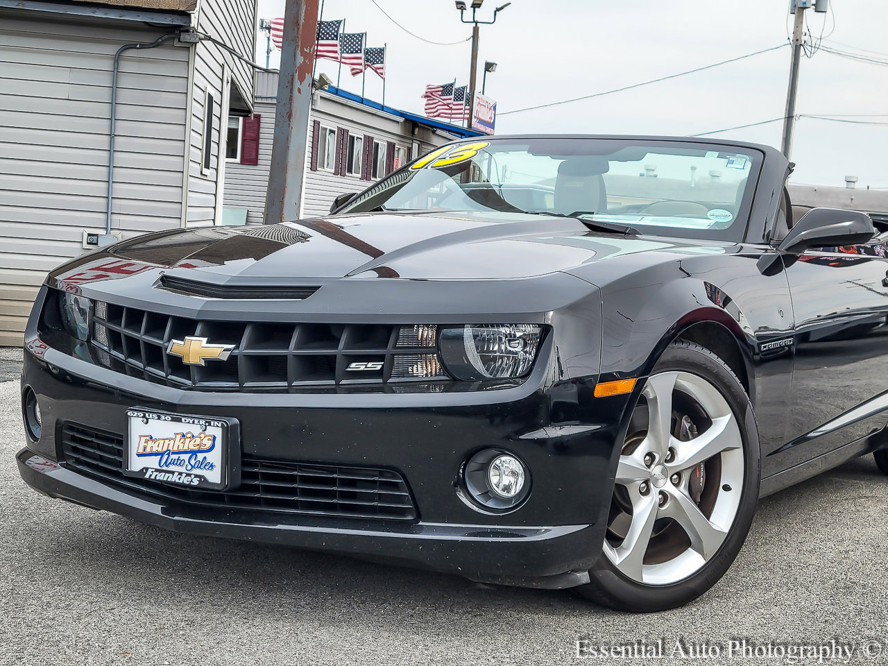 Used 2013 Chevrolet Camaro SS image 2