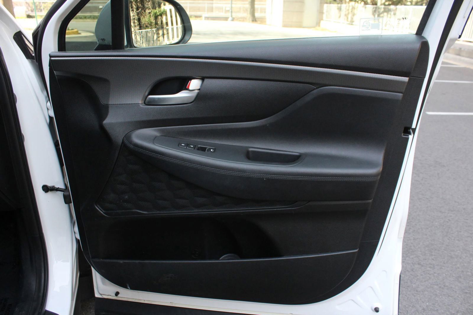 Used 2019 Hyundai Santa Fe SE FWD image 24