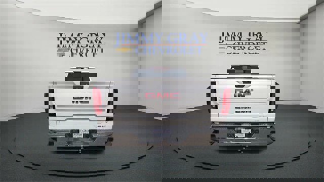 Used 2023 GMC Sierra 1500 SLT image 4