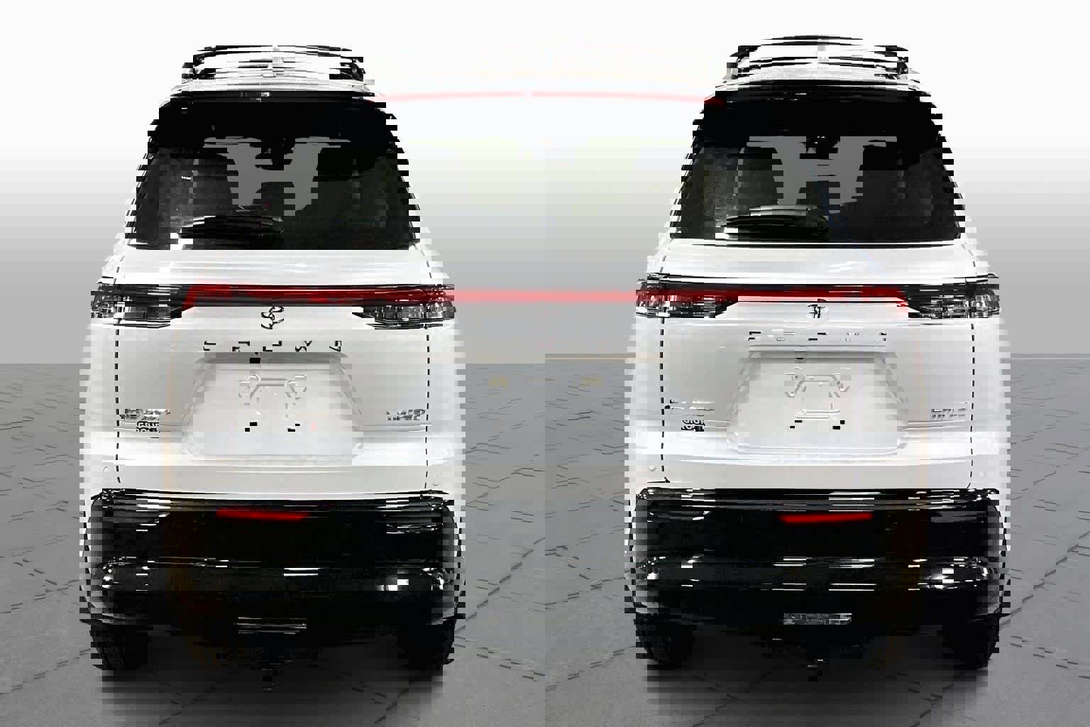 New 2026 Toyota Crown Signia AWD/4WD image 4