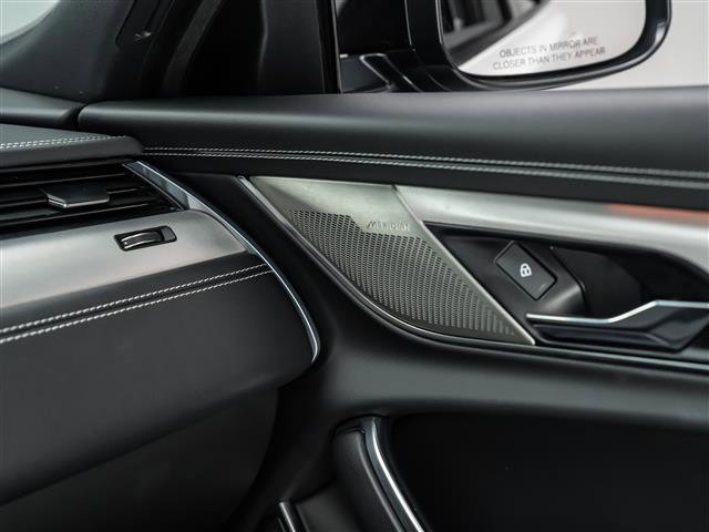 Certified 2024 Jaguar XF R-Dynamic SE image 30