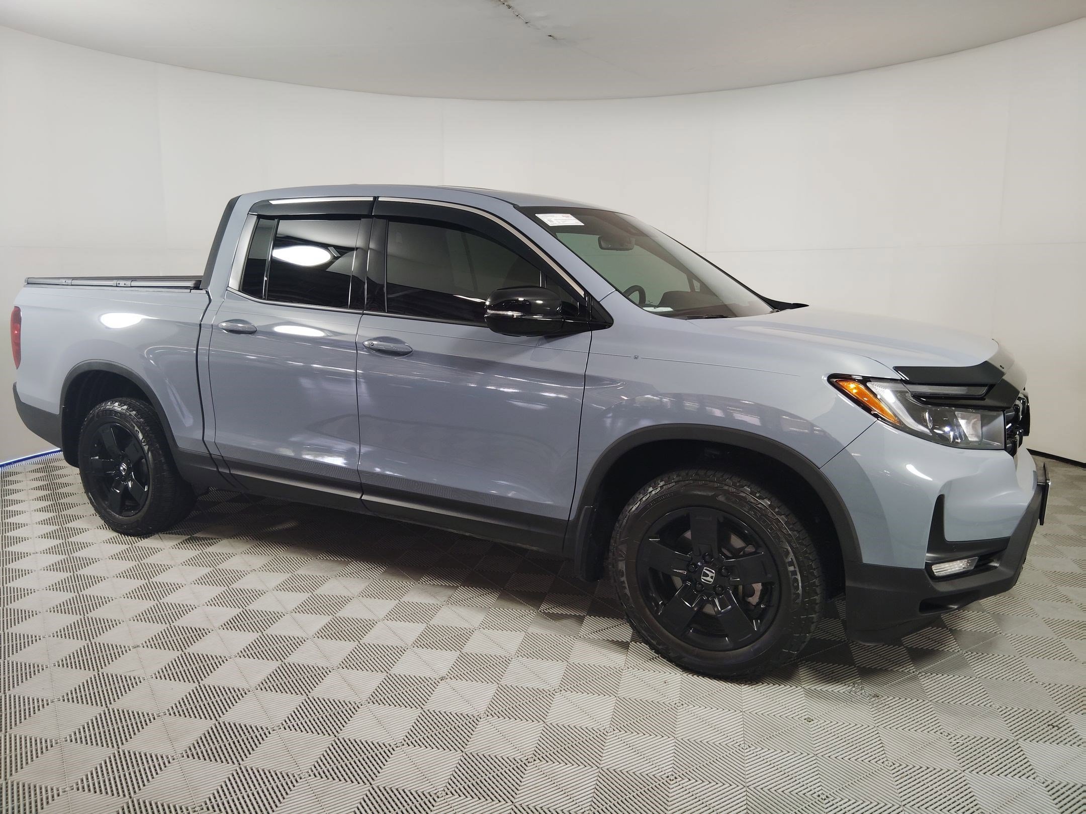 Certified 2025 Honda Ridgeline Black Edition image 7