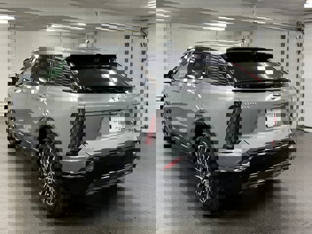 Certified 2025 Cadillac Optiq Sport 2 image 3