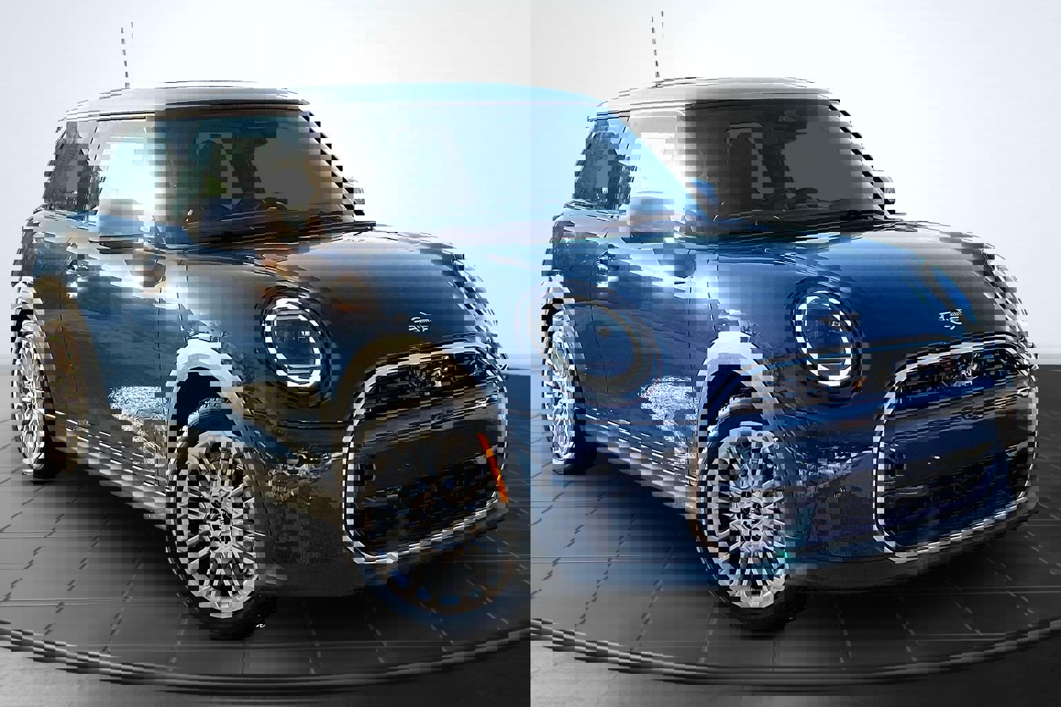 New 2026 MINI Cooper S image 2