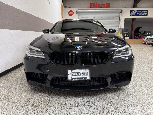 Used 2015 BMW M5 image 2