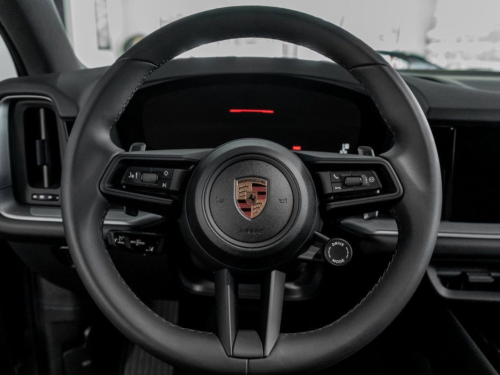 Certified 2025 Porsche Cayenne AWD/4WD image 13