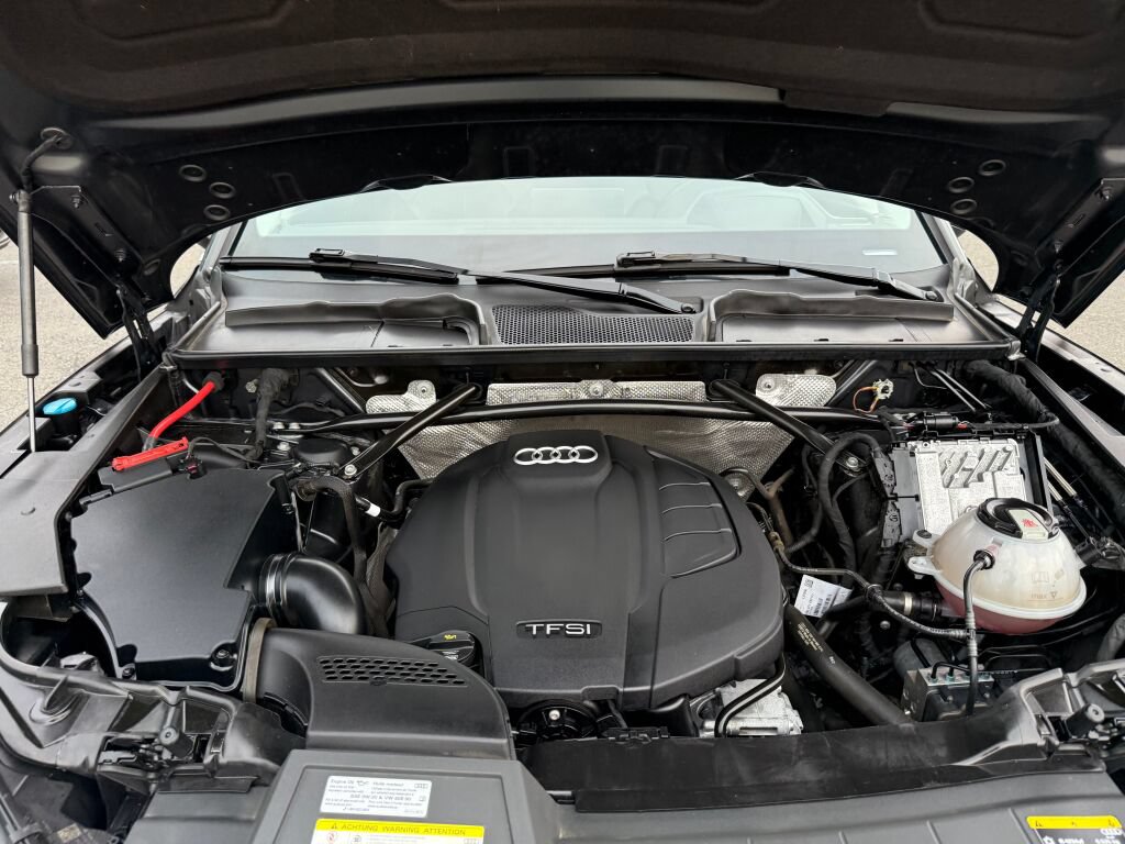 Used 2019 Audi Q5 Prestige w/ Prestige Package AWD/4WD image 38