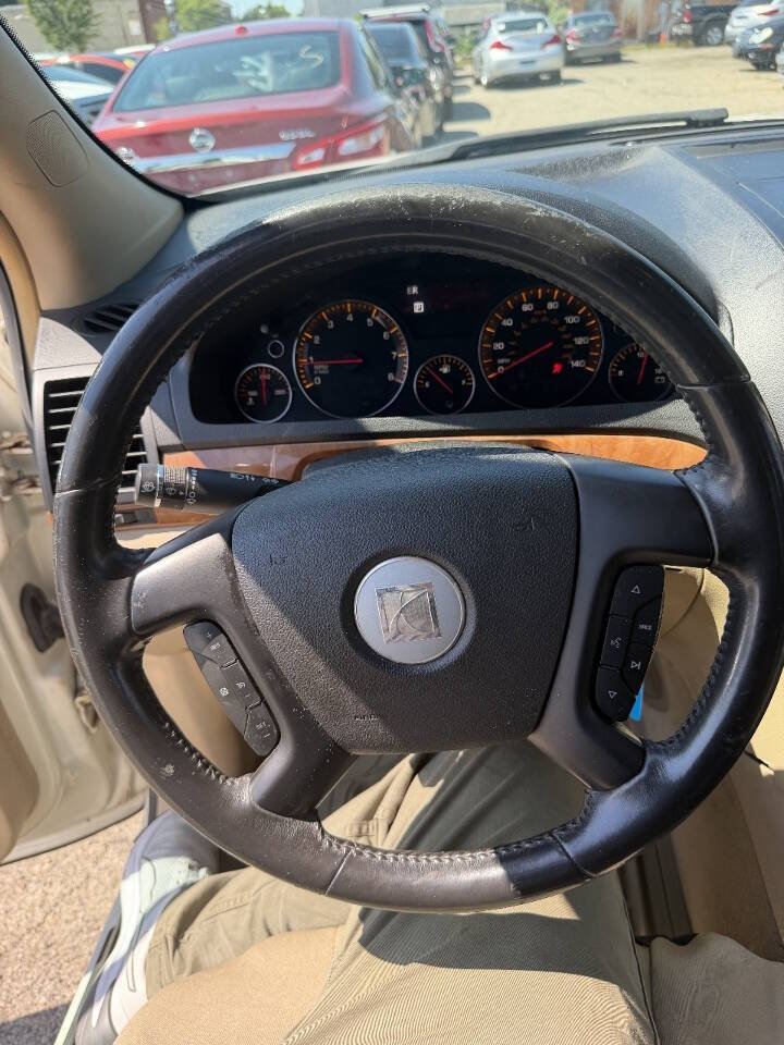 Used 2008 Saturn Outlook XR w/ Premium Trim Package FWD image 15