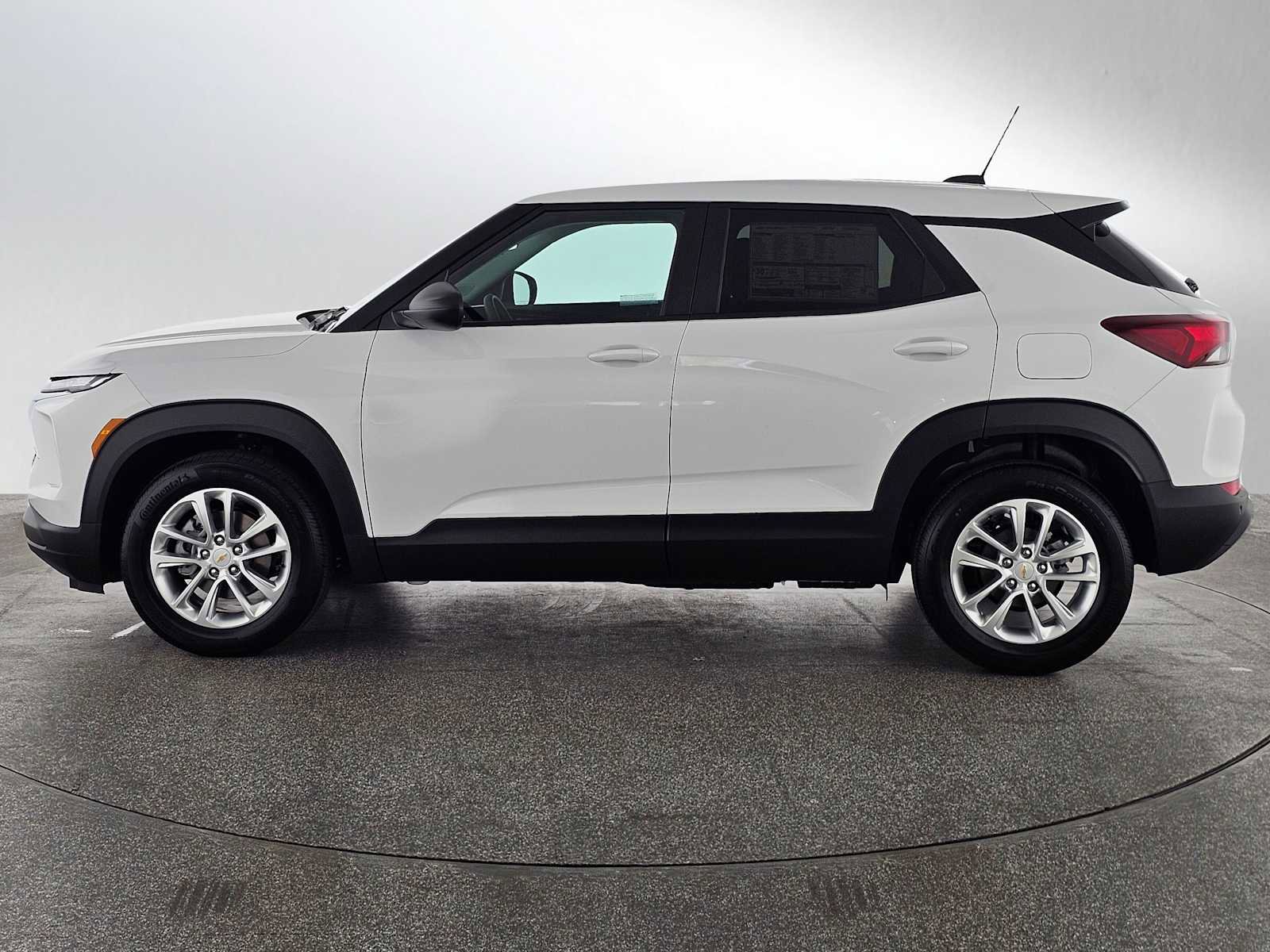 New 2026 Chevrolet TrailBlazer LS w/ LS Convenience Package FWD image 6