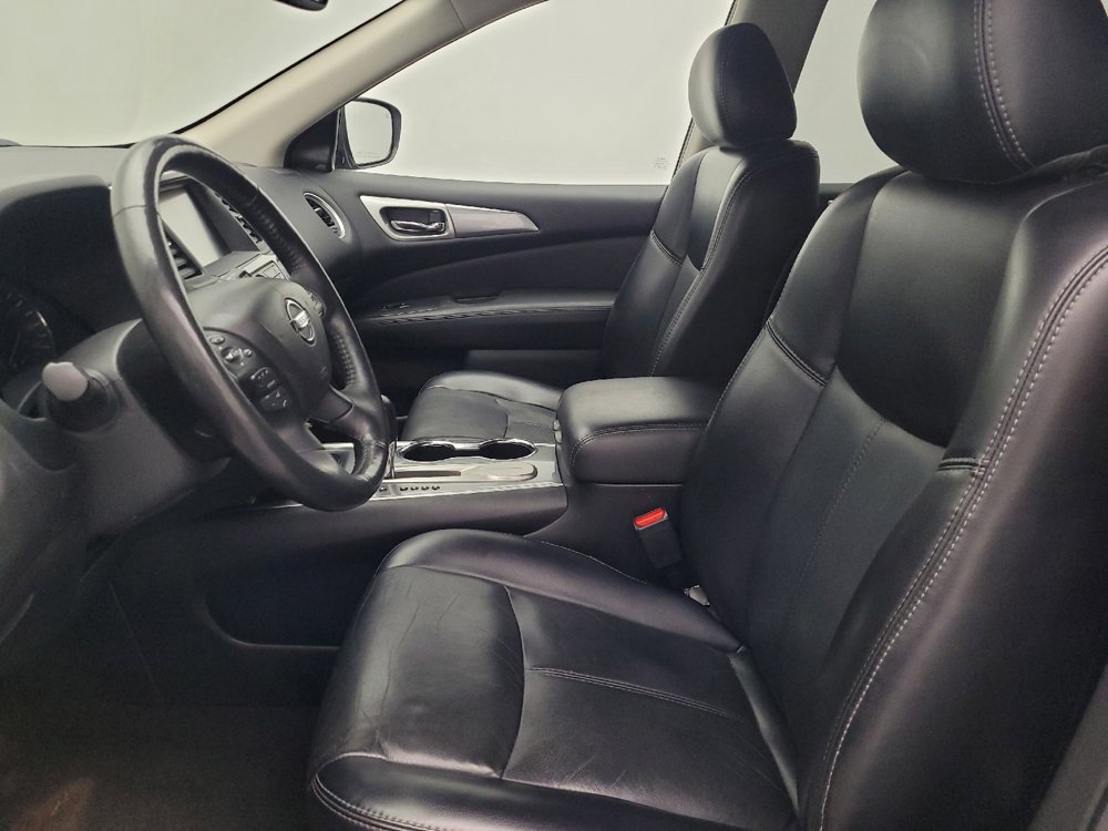 Used 2019 Nissan Pathfinder SL image 17