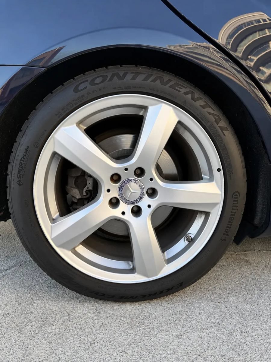Used 2012 Mercedes-Benz CLS 550 4MATIC image 22