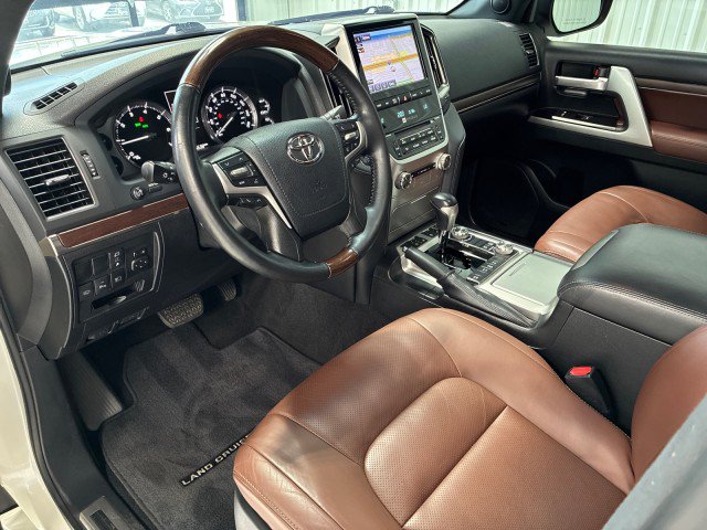 Used 2020 Toyota Land Cruiser AWD/4WD image 9