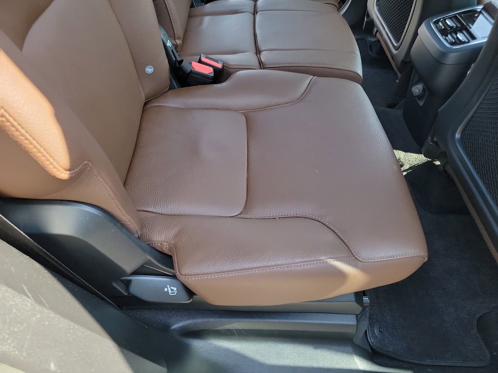 Used 2023 Volvo XC90 B6 Plus w/ Protection Package Premier image 15