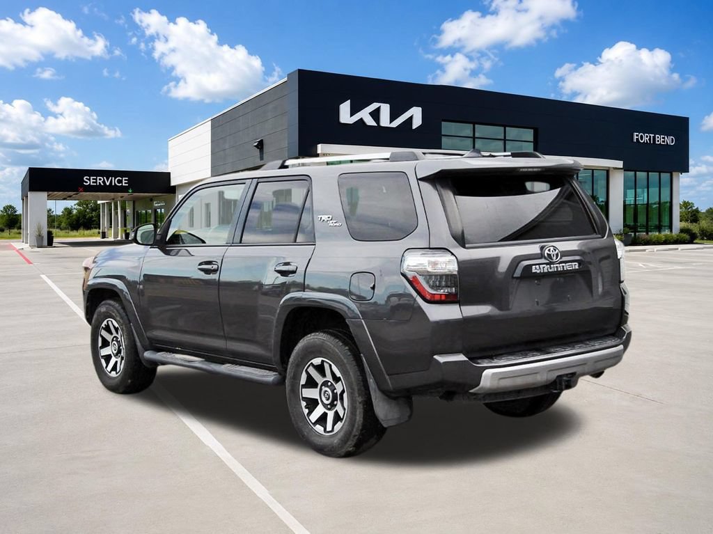 Used 2018 Toyota 4Runner TRD Off-Road Premium AWD/4WD image 7