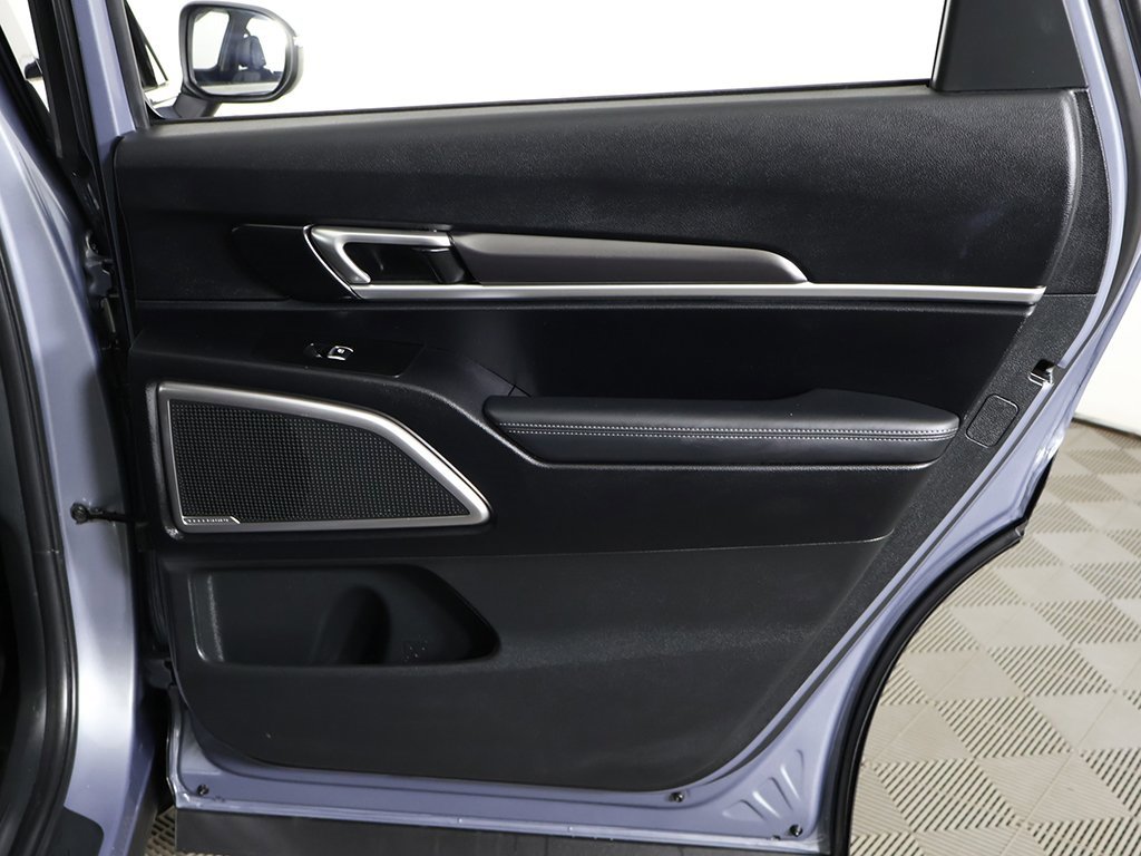 Used 2024 Kia Telluride S w/ S Sunroof Package image 28