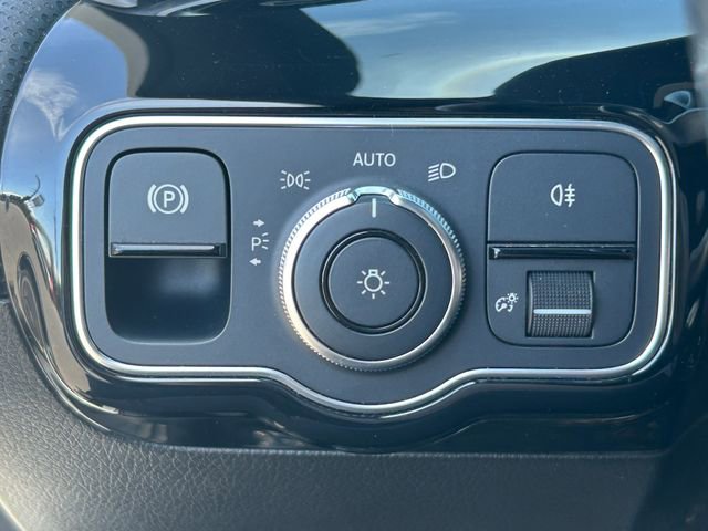 Used 2019 Mercedes-Benz A 220 4MATIC image 22