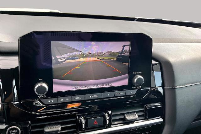 Certified 2022 Nissan Pathfinder SV FWD image 26