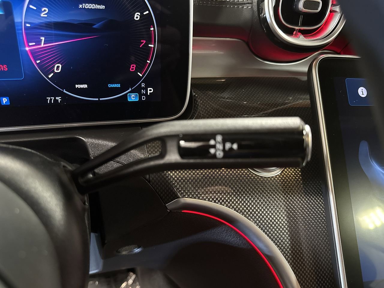 Used 2024 Mercedes-Benz CLE 300 4MATIC Cabriolet image 28