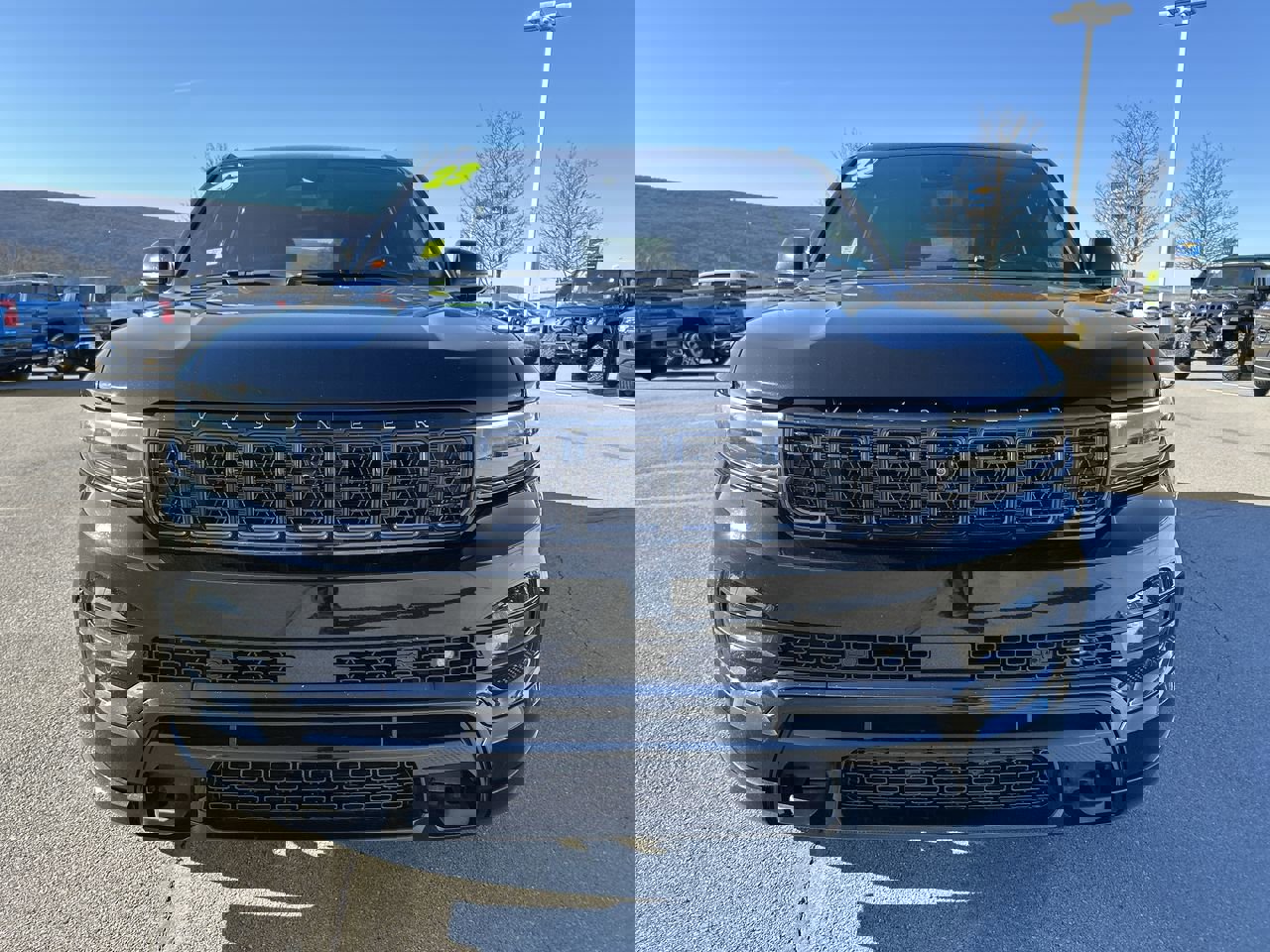 Used 2023 Jeep Grand Wagoneer L Series III w/ Rear Seat Video Group 1 image 12