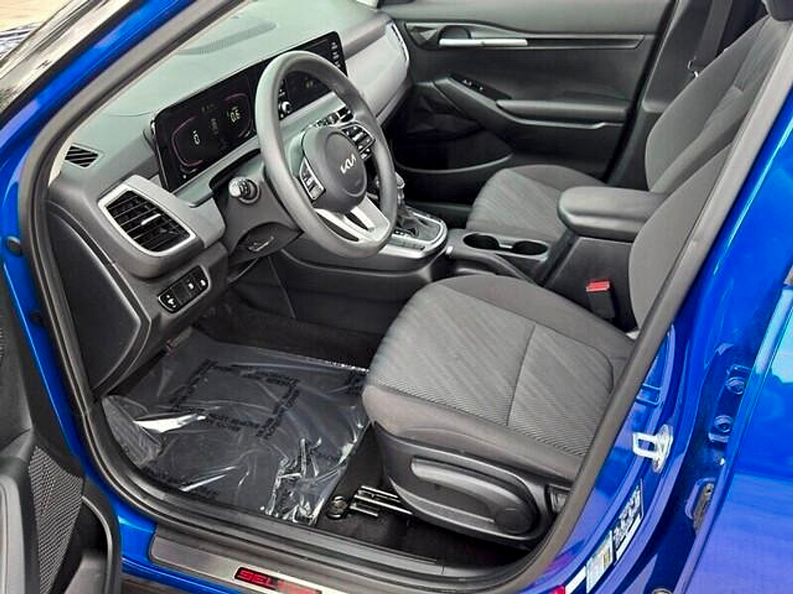 Used 2024 Kia Seltos LX AWD/4WD image 10