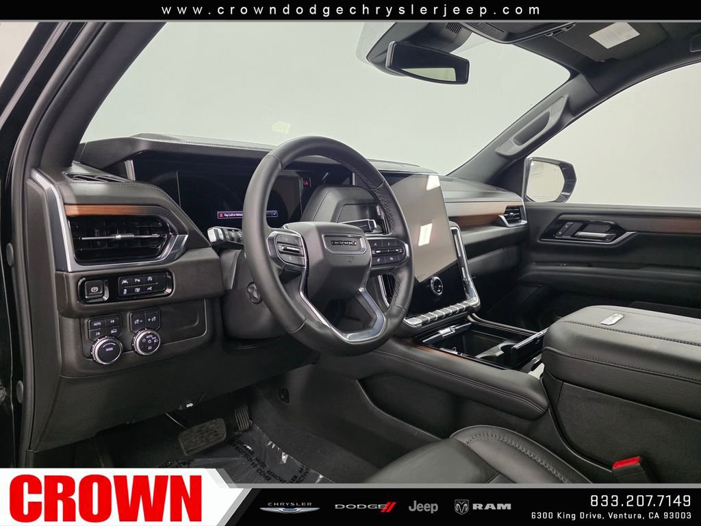 Used 2025 GMC Yukon XL Denali AWD/4WD image 30