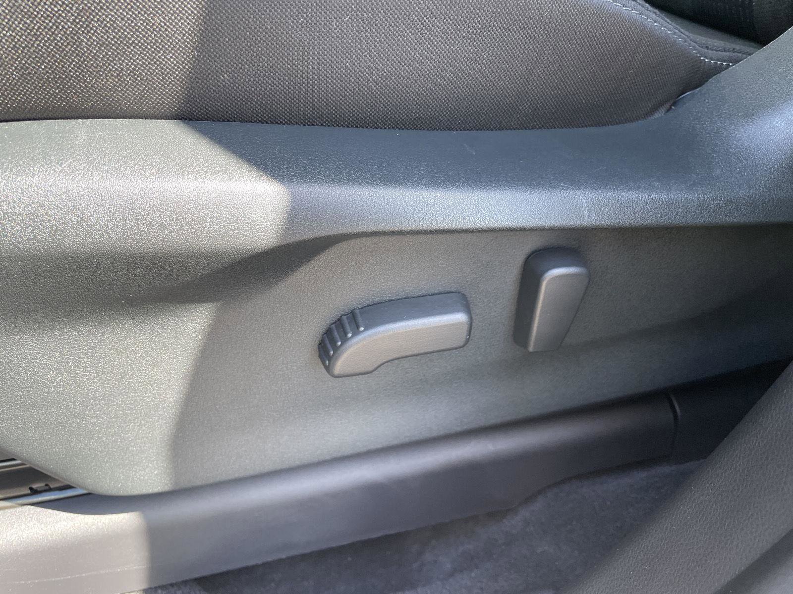 Certified 2025 Subaru Ascent Premium image 10