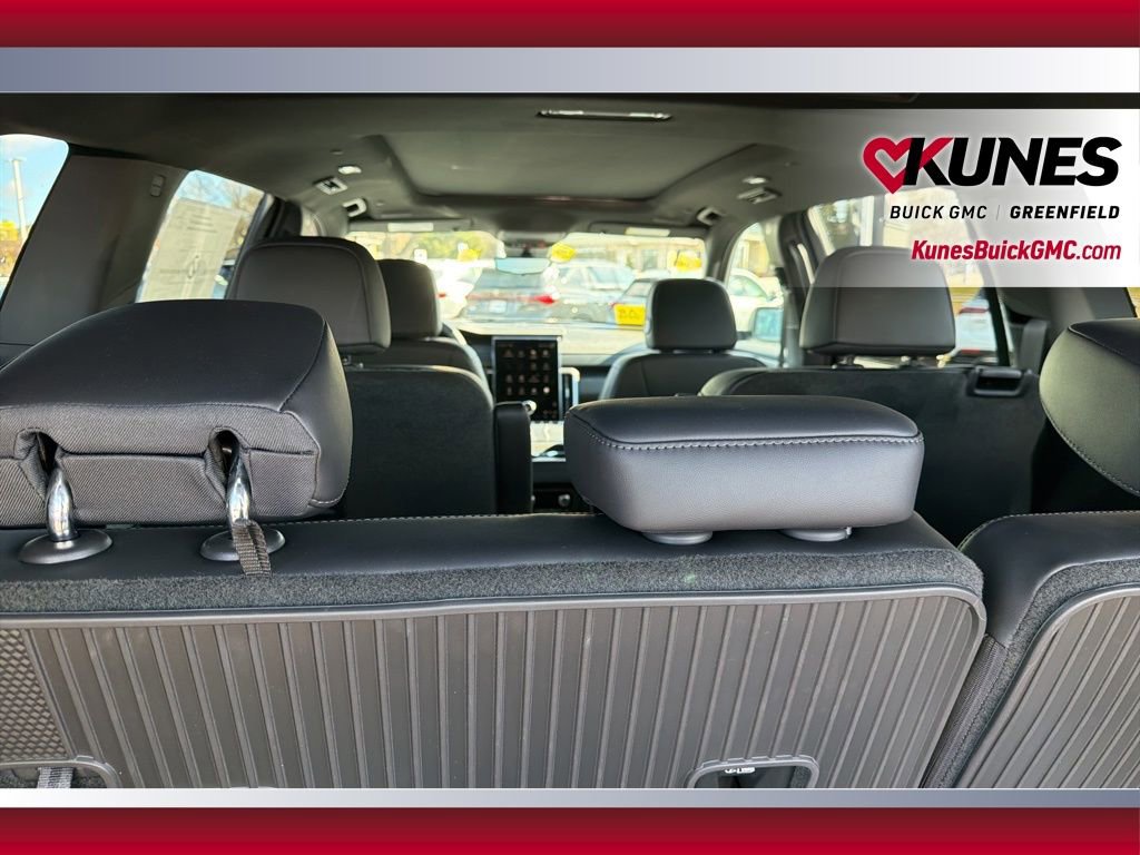 New 2026 GMC Acadia Elevation w/ Black Edition image 41