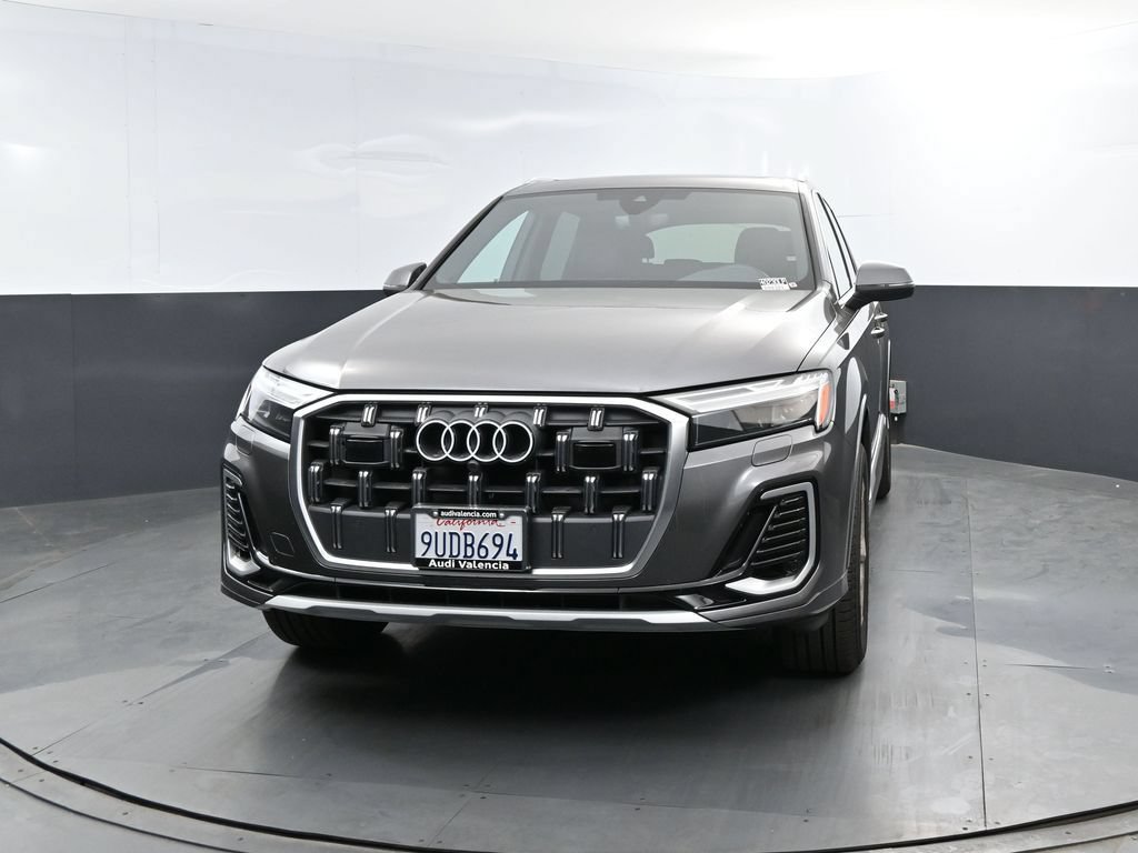 Used 2025 Audi Q7 2.0T Premium AWD/4WD image 2