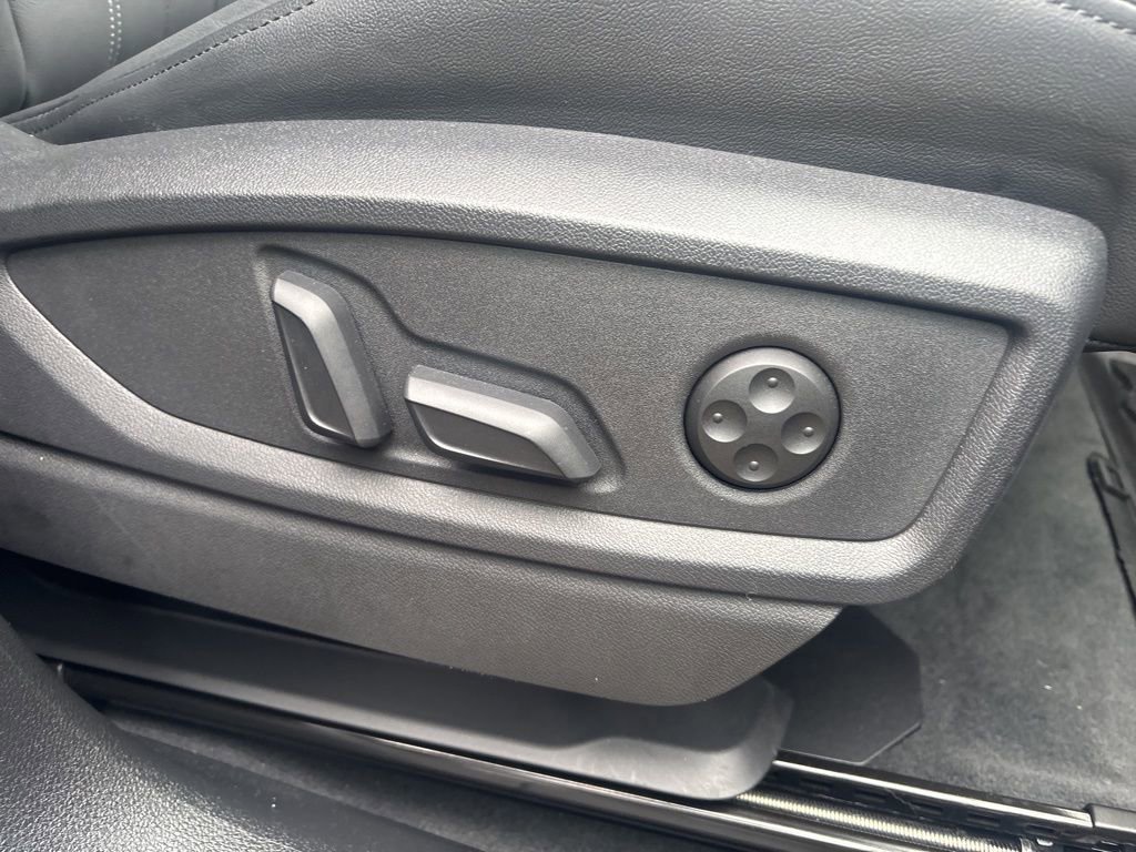 Used 2024 Audi Q5 2.0T Premium image 29