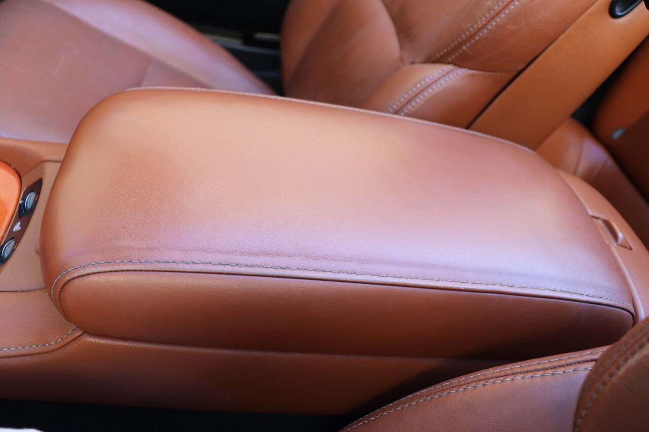 Used 2002 Lexus SC 430 Base 2dr Convertible RWD image 35