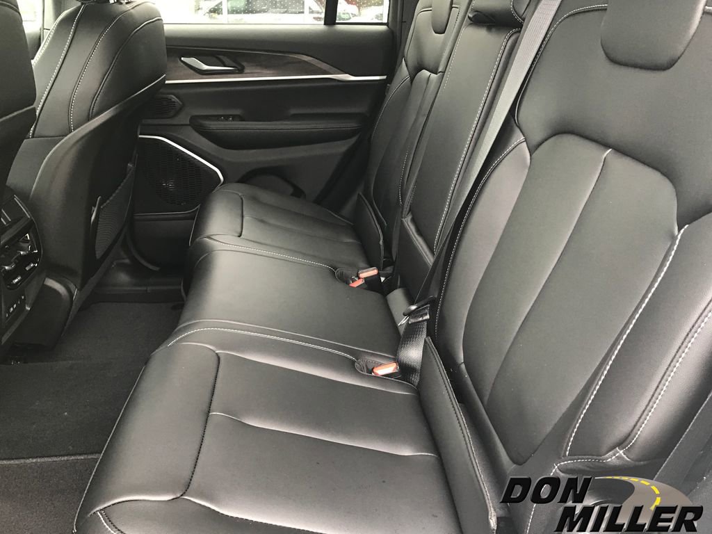 New 2026 Jeep Grand Cherokee Limited image 29