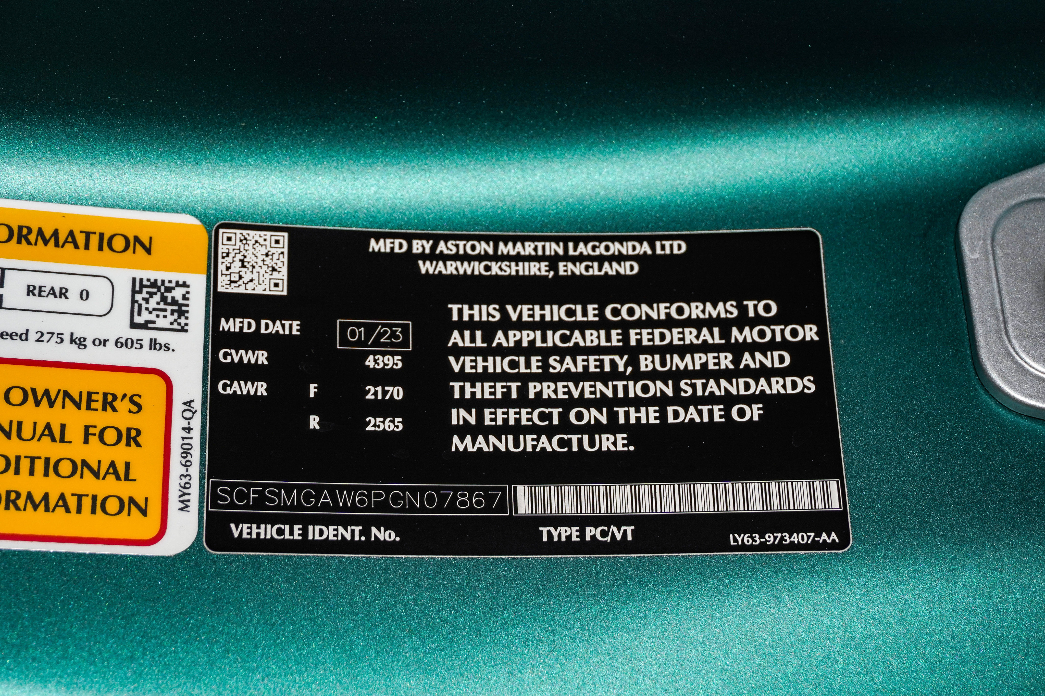 Used 2023 Aston Martin V8 Vantage Coupe RWD image 39