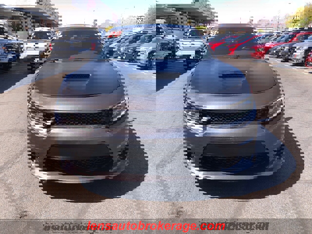 Used 2020 Dodge Charger SXT w/ Blacktop Package image 3