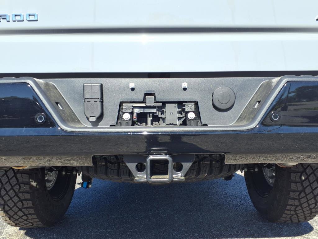 New 2025 Chevrolet Silverado 1500 ZR2 w/ Technology Package image 34