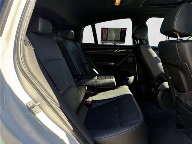 Used 2017 BMW X4 M40i image 15