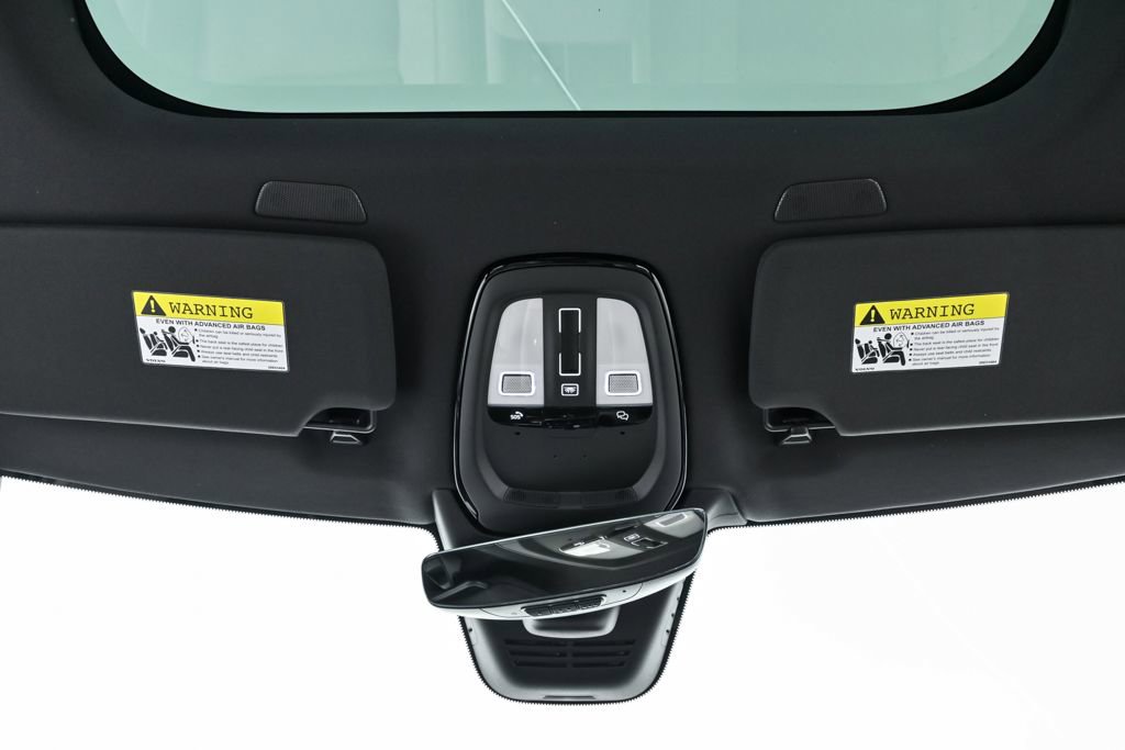 New 2026 Volvo XC90 B5 Ultra w/ Protection Package image 19
