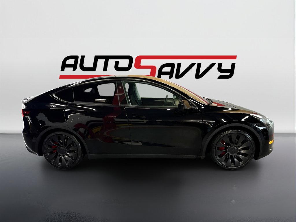 Used 2024 Tesla Model Y Performance AWD/4WD image 8