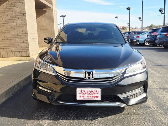 Used 2016 Honda Accord Sport image 2