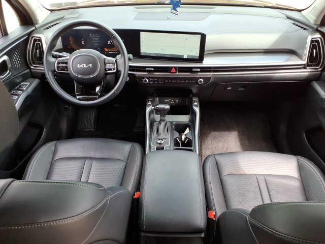 Used 2024 Kia Sorento S w/ Panoramic Sunroof Package AWD/4WD image 14