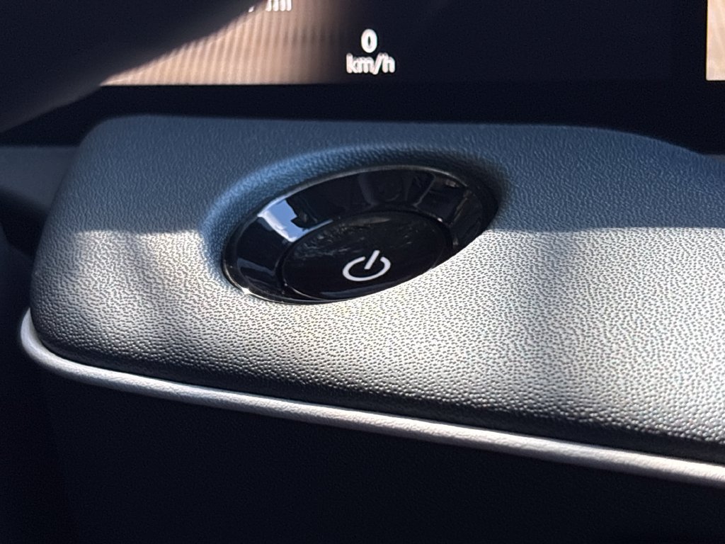 New 2026 Nissan Leaf Platinum+ w/ Cargo Package (Platinum+) FWD image 14