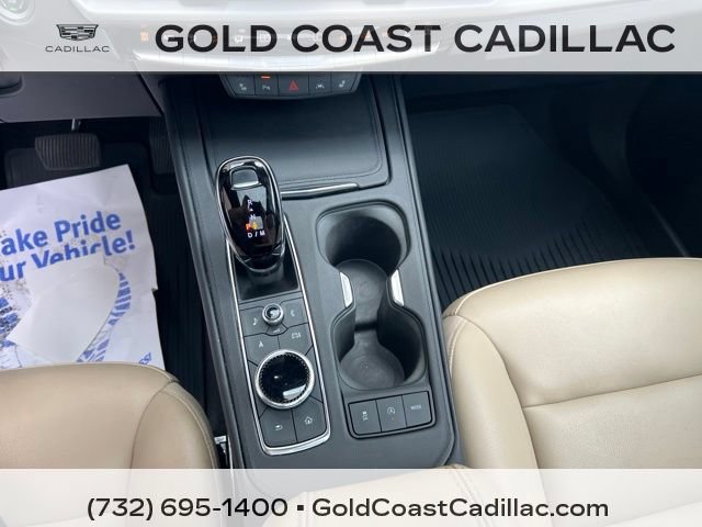 Used 2024 Cadillac XT4 Luxury w/ Cold Weather Package FWD image 26