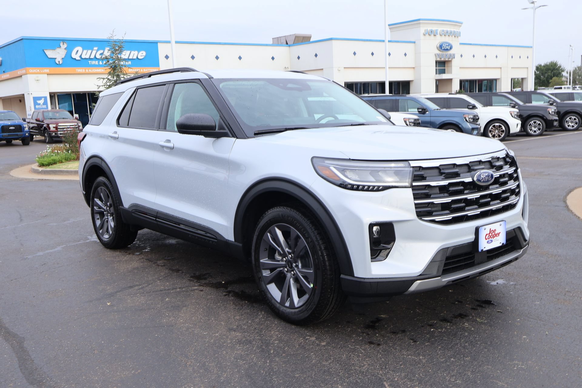 New 2026 Ford Explorer Active w/ Active Comfort Package AWD/4WD image 1