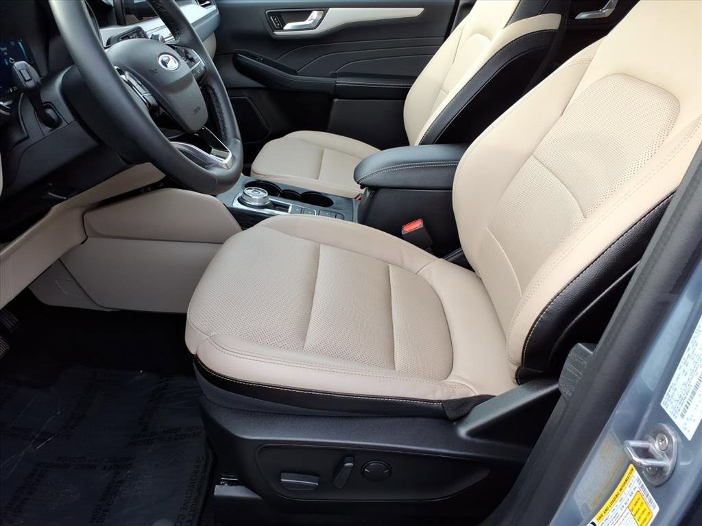 Certified 2022 Ford Escape SEL w/ Technology Package image 14