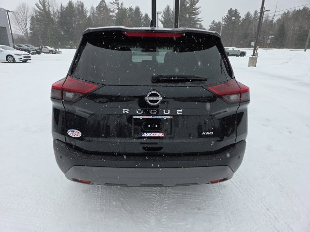 Used 2022 Nissan Rogue S image 21