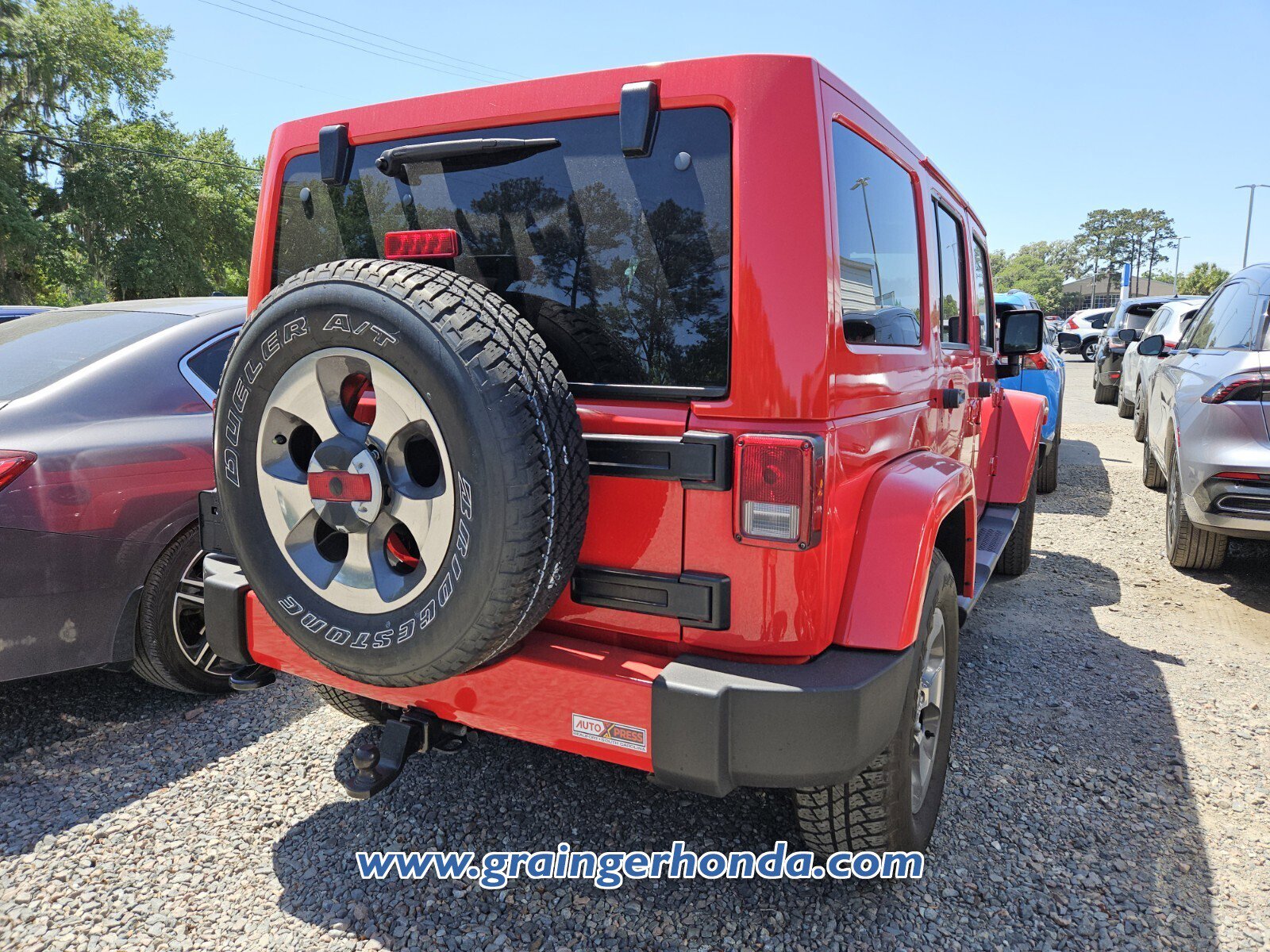 Used 2017 Jeep Wrangler Unlimited Sahara image 7