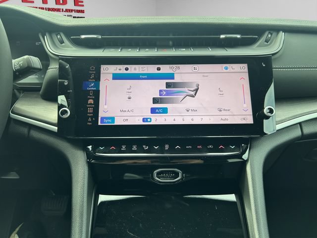 New 2026 Jeep Grand Cherokee L 4WD image 19