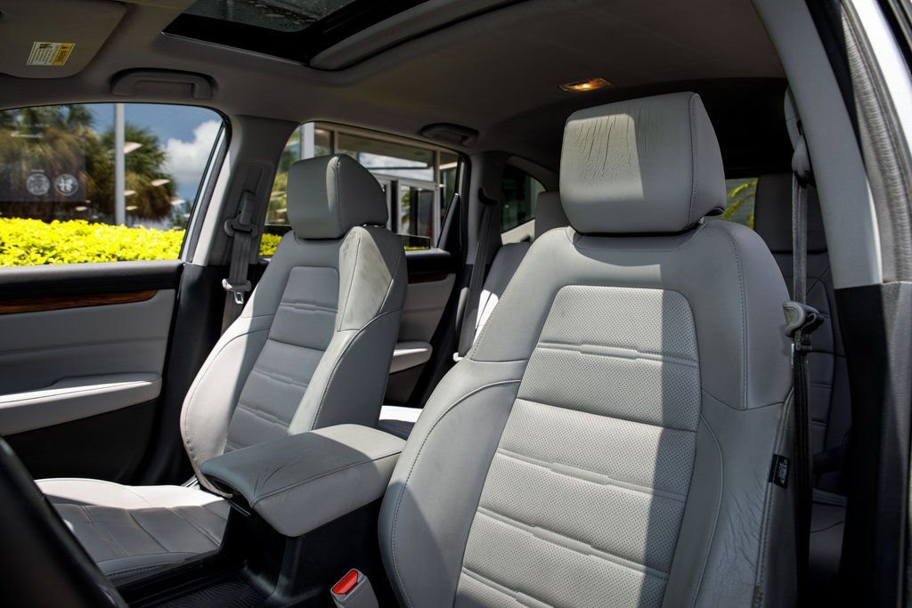 Used 2017 Honda CR-V Touring image 25