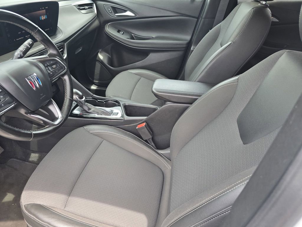 Used 2024 Buick Encore GX Preferred FWD image 19