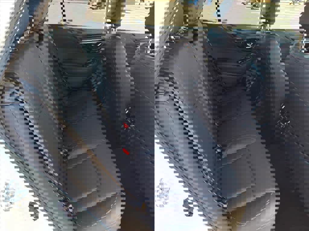 Certified 2022 Subaru Outback Limited image 22